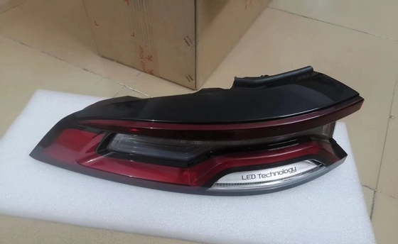 Luce posteriore a LED della vettura che passa attraverso la luce posteriore centrale per BYD TANG EV DMI