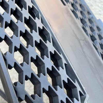 Accessori per auto GEELY Fitting per auto Anteriore Mezzana Griglia Radiatore Copertura Assemblaggio