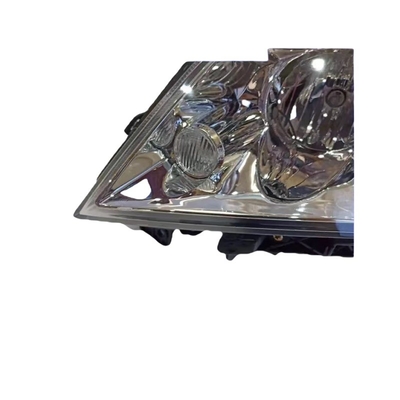 Parti di auto Geely Emgrand EC715 EC718 Assemblaggio di fari per automobili