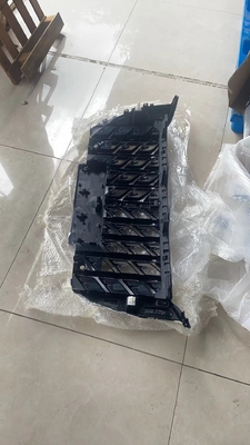 2019- Equipaggiamento originale Hongqi H5 Radiator Grille per parti auto e vendita al dettaglio