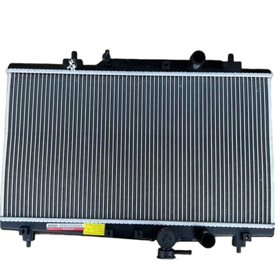 Radiatore per auto Geely Radiatore di diamante in alluminio per il 2015 e per l'anno di efficienza 2015