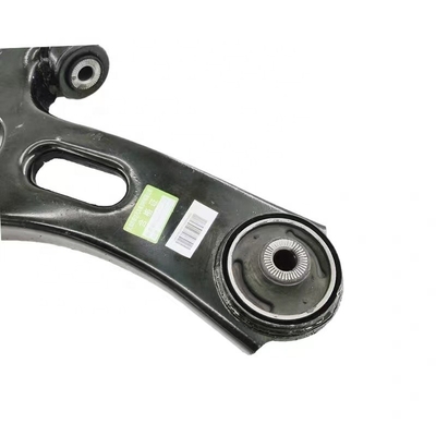 Geely Okavango Lower Swing Arm Assembly 6606440695 per le esigenze del cliente