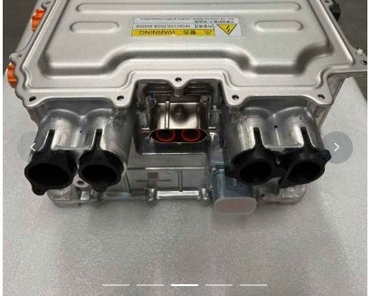 EQEB-2123010 BYD Gabbiano Assemblaggio di ricarica e distribuzione accendino 211*122*345mm