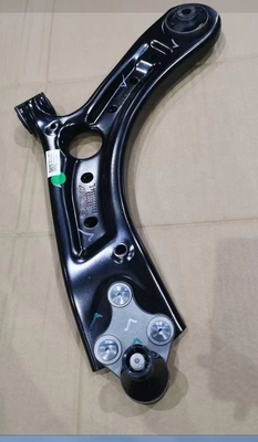 4017033100 Geely G426 Billet Arm di controllo posteriore inferiore per 4017033200 e modello di auto G426