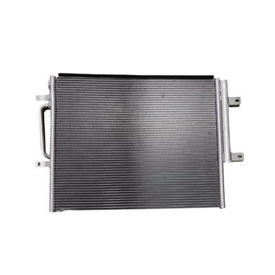 Changan CS75 PLUS Assemblaggio condensatore Radiatore climatizzatore ad alta durata