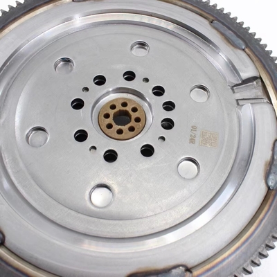 Fabbricazione di macchine per autoveicoli Gran muro Montaggio volano a doppia massa per H5 H6 Wingle5 Wingle6 Wingle7