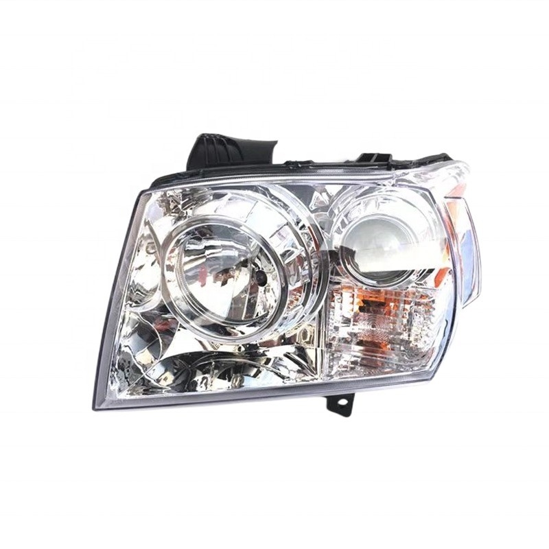 Assemblaggio del proiettore Weihu F1 con materiale originale e luce di nebbia del proiettore
